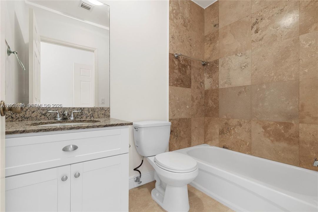 Bathroom 2x