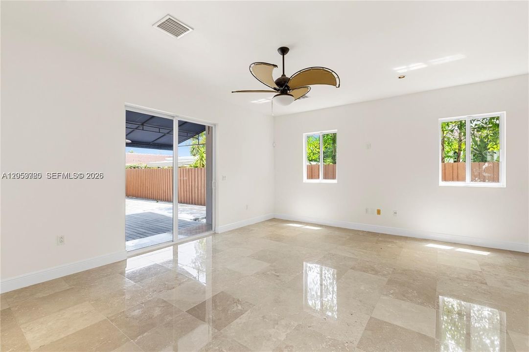 Dining Area/ Family Room