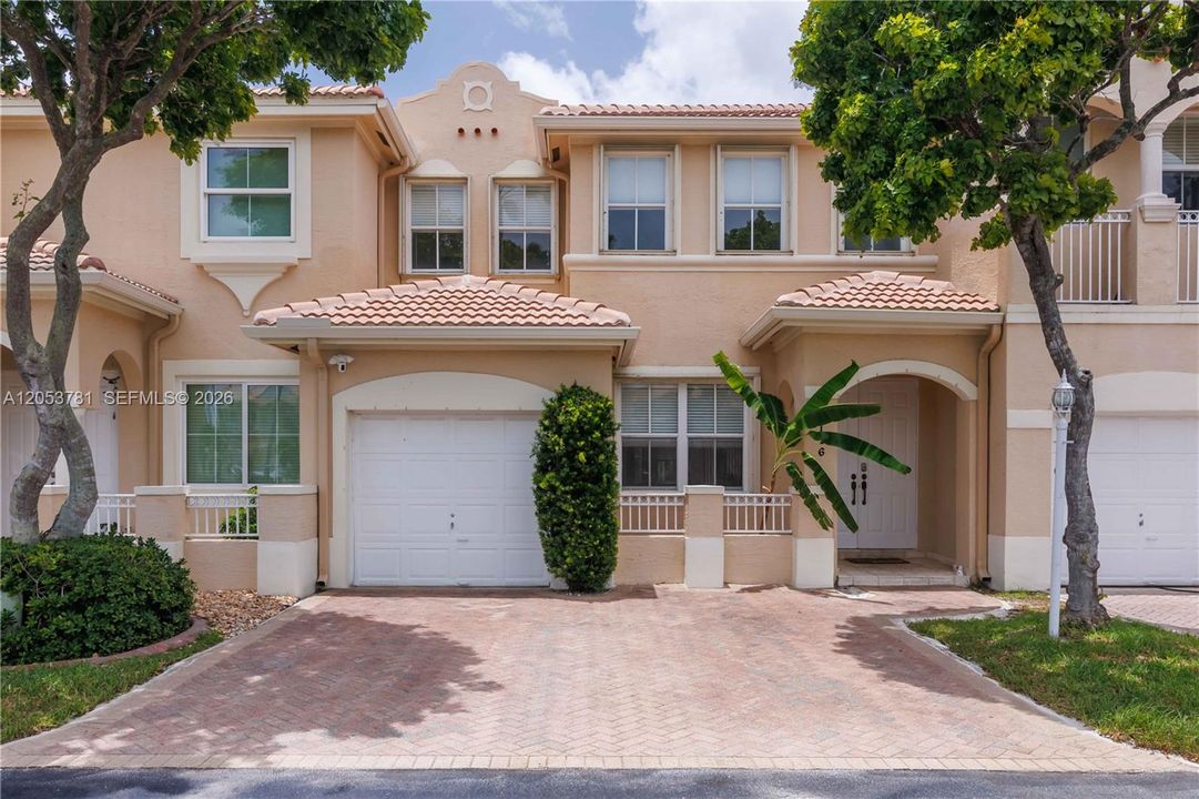 For Rent: $3,500 (3 beds, 2 baths, 1822 Square Feet)