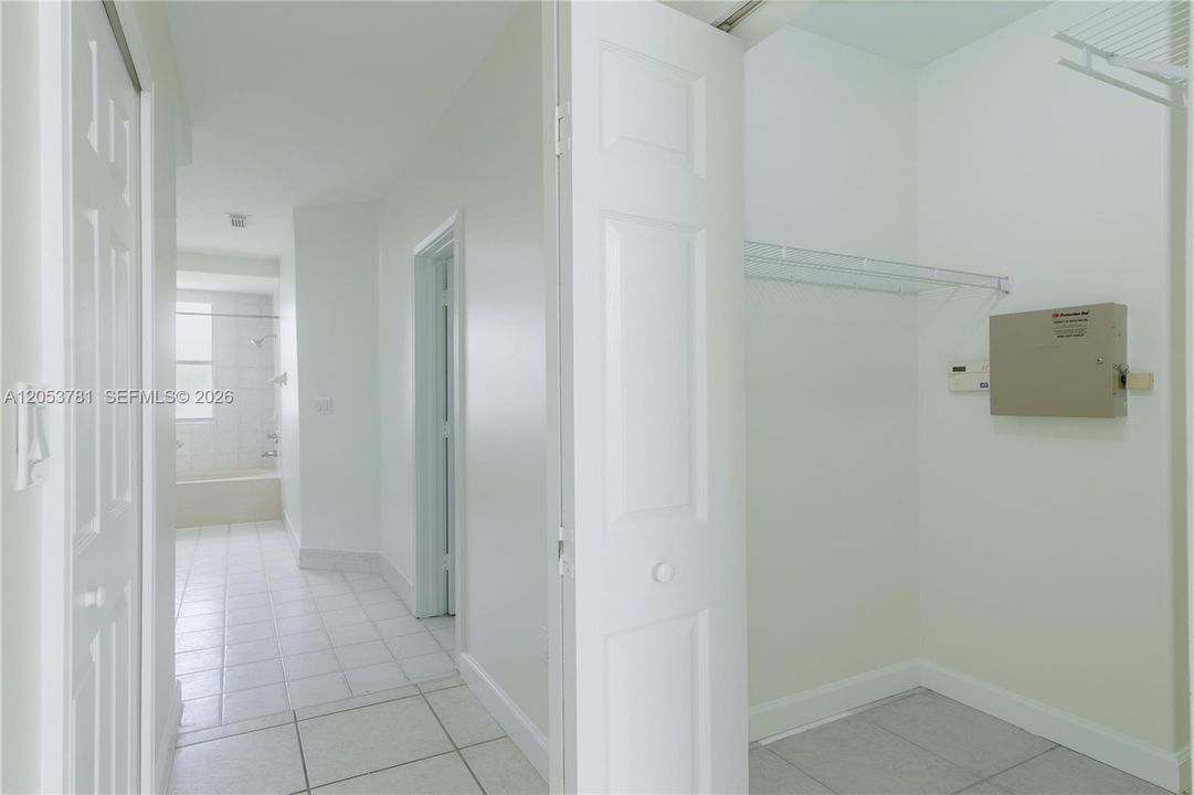 For Rent: $3,500 (3 beds, 2 baths, 1822 Square Feet)