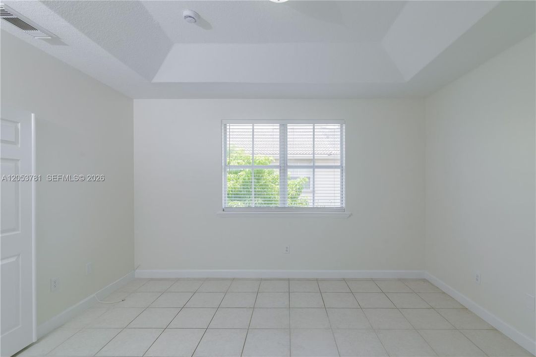 For Rent: $3,500 (3 beds, 2 baths, 1822 Square Feet)