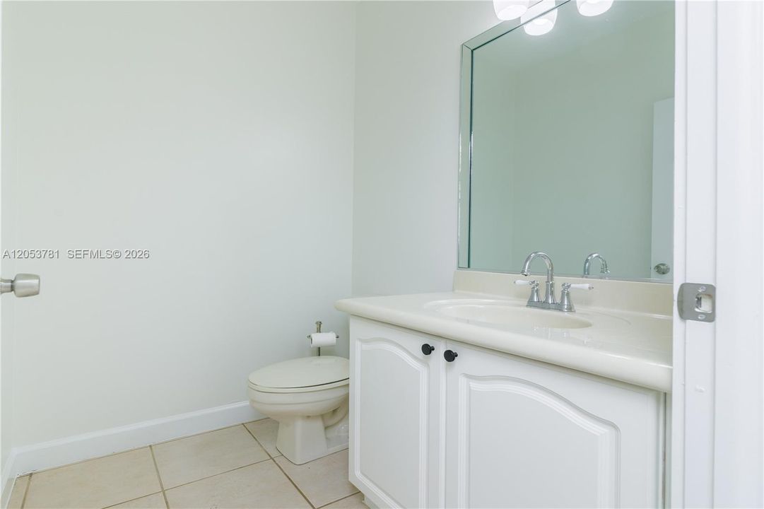 For Rent: $3,500 (3 beds, 2 baths, 1822 Square Feet)