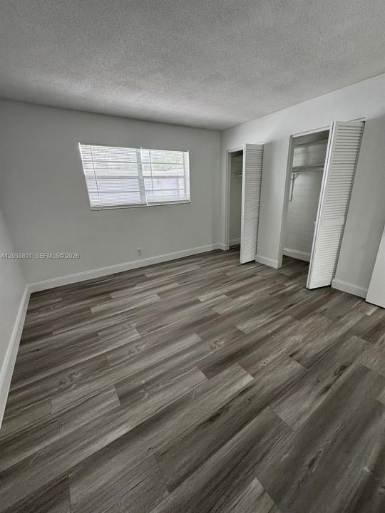 For Rent: $2,000 (2 beds, 1 baths, 10783 Square Feet)