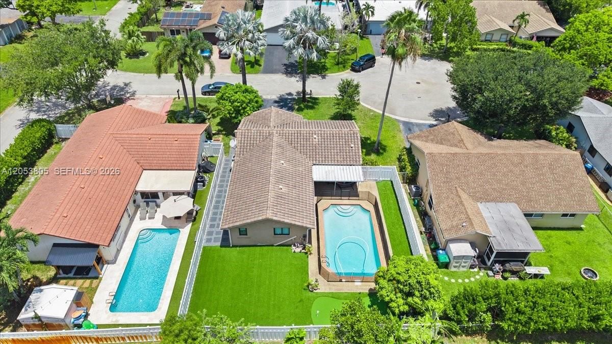 En Venta: $615,000 (3 camas, 2 baños, 1193 Pies cuadrados)