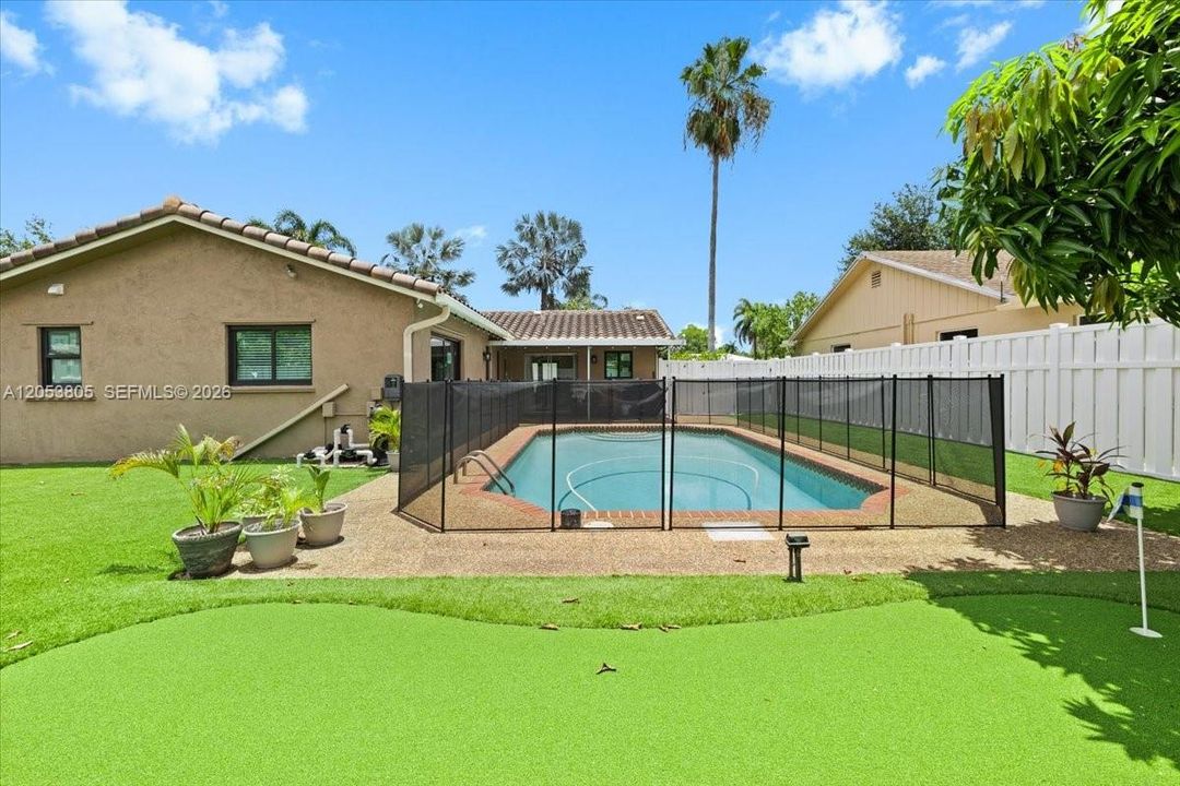 En Venta: $615,000 (3 camas, 2 baños, 1193 Pies cuadrados)