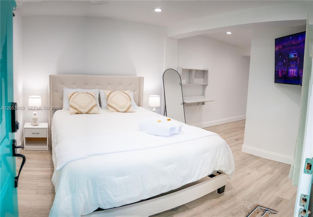 В аренду: $6,500 (4 спален, 4 ванн, 1440 Квадратных фут)