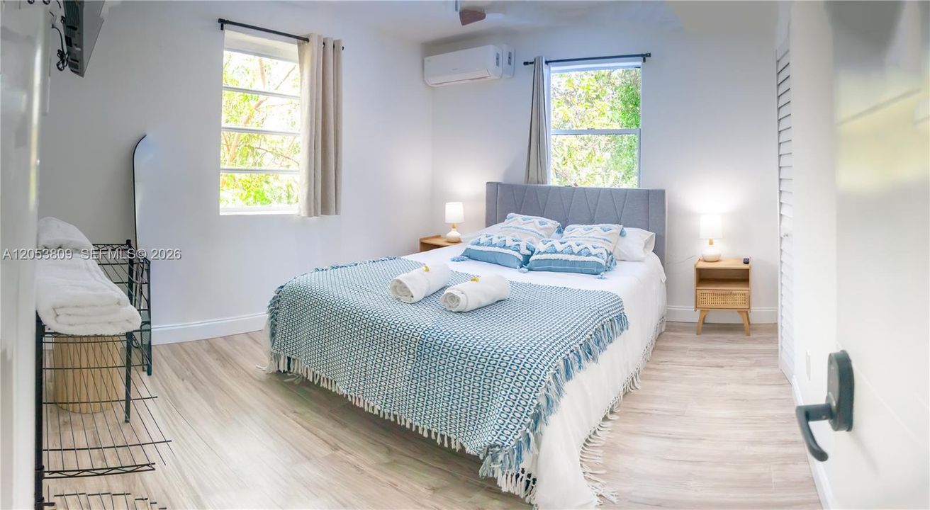 В аренду: $6,500 (4 спален, 4 ванн, 1440 Квадратных фут)