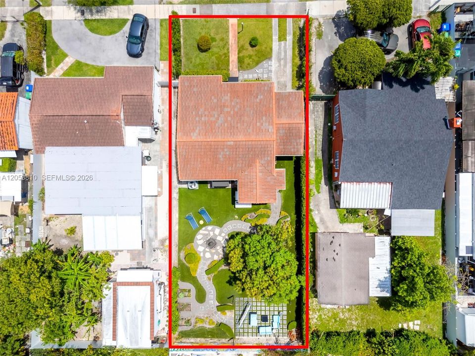 For Rent: $3,500 (2 beds, 1 baths, 1122 Square Feet)
