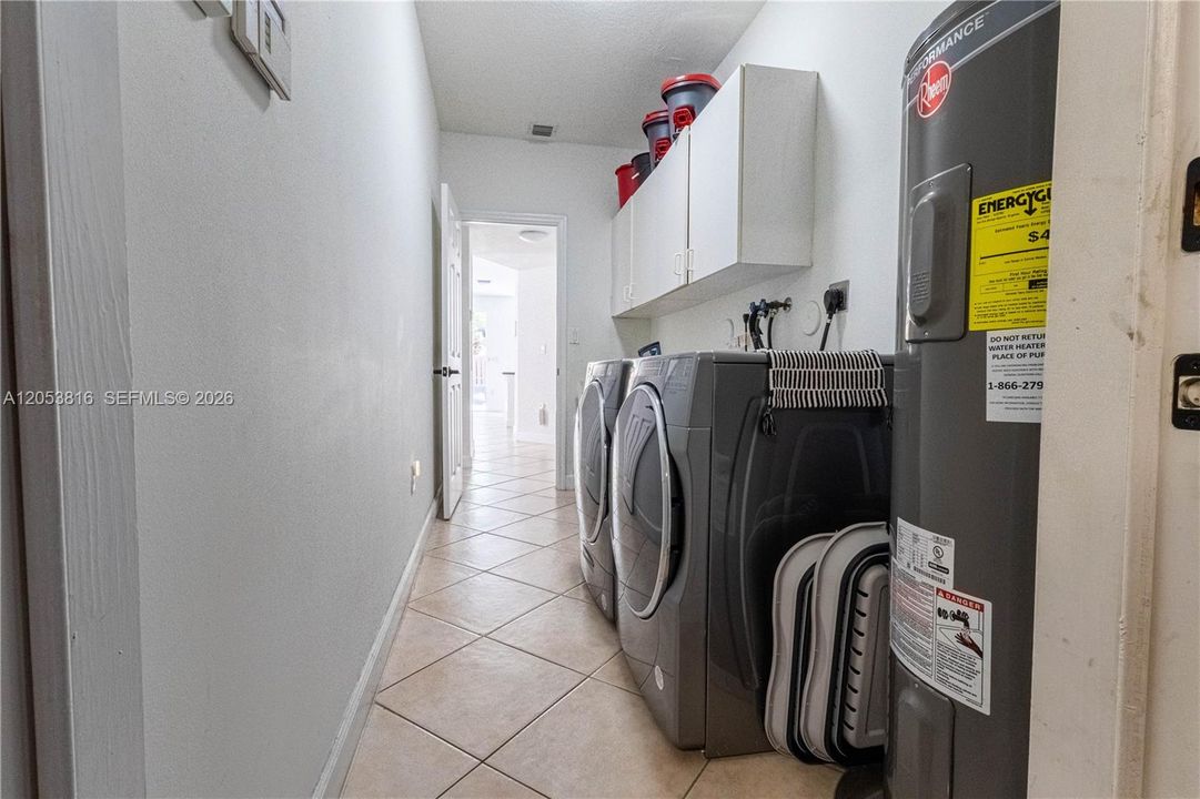 En Venta: $1,490,000 (5 camas, 3 baños, 3052 Pies cuadrados)