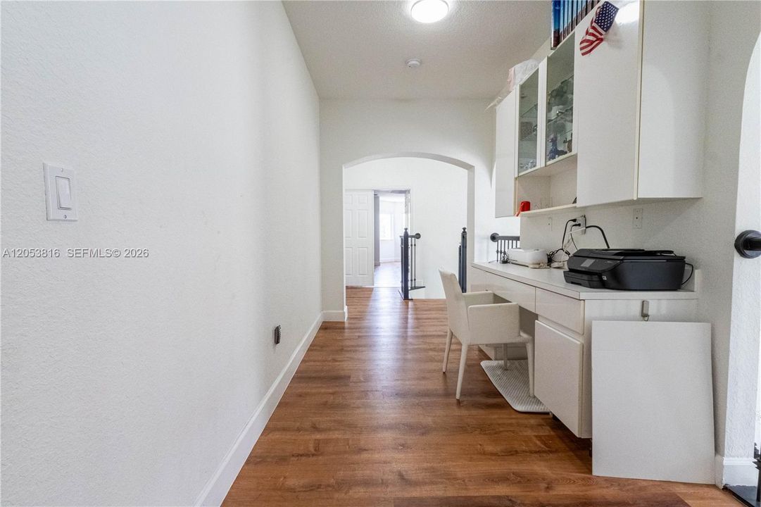 En Venta: $1,490,000 (5 camas, 3 baños, 3052 Pies cuadrados)
