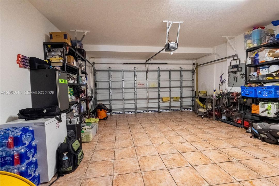 En Venta: $1,490,000 (5 camas, 3 baños, 3052 Pies cuadrados)