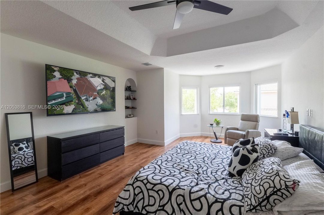 En Venta: $1,490,000 (5 camas, 3 baños, 3052 Pies cuadrados)