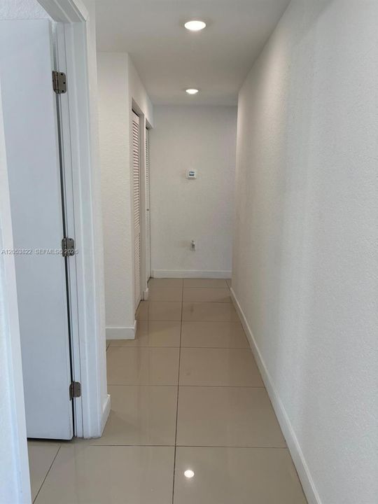 En Venta: $428,000 (4 camas, 3 baños, 1398 Pies cuadrados)