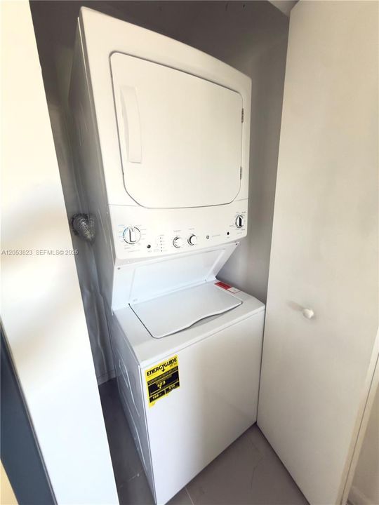 En Renta: $2,800 (3 camas, 2 baños, 1010 Pies cuadrados)