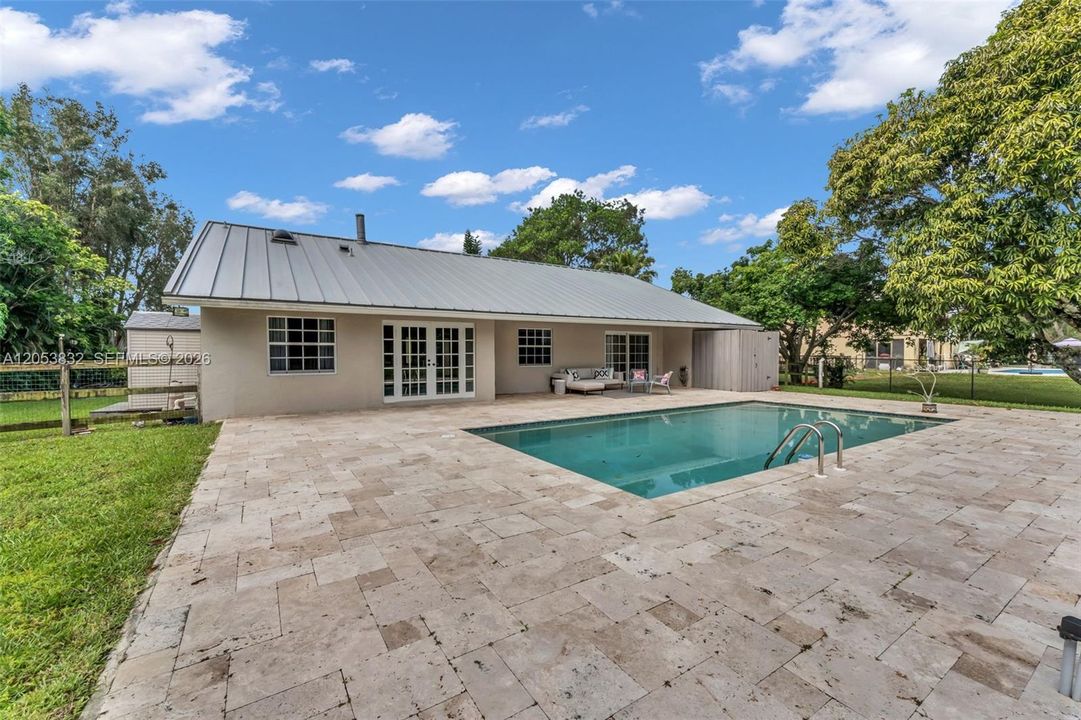En Venta: $1,249,000 (3 camas, 2 baños, 2083 Pies cuadrados)