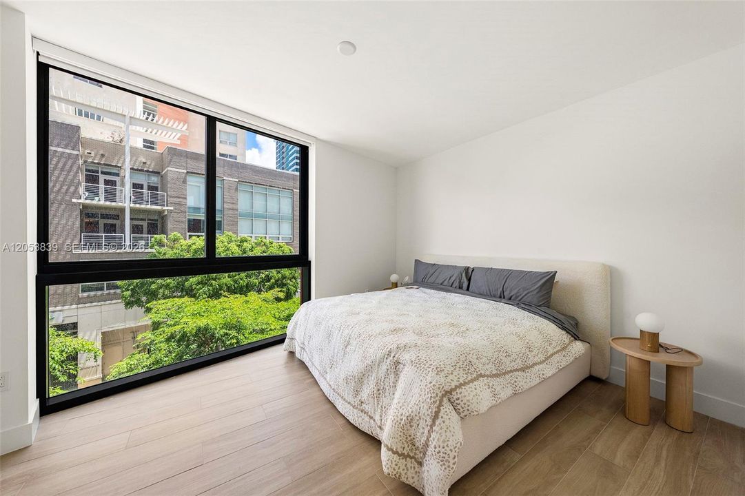 В аренду: $5,000 (1 спален, 1 ванн, 0 Квадратных фут)