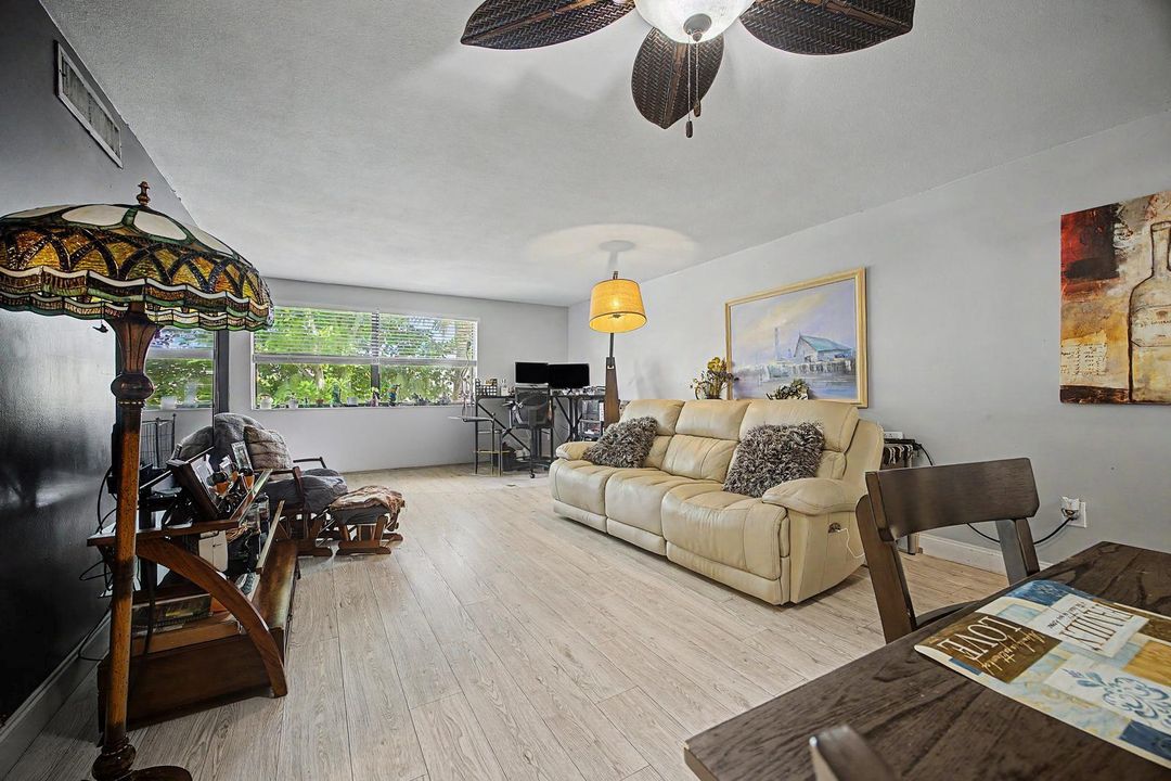 Jessica house pic 3 -Living Room- 2