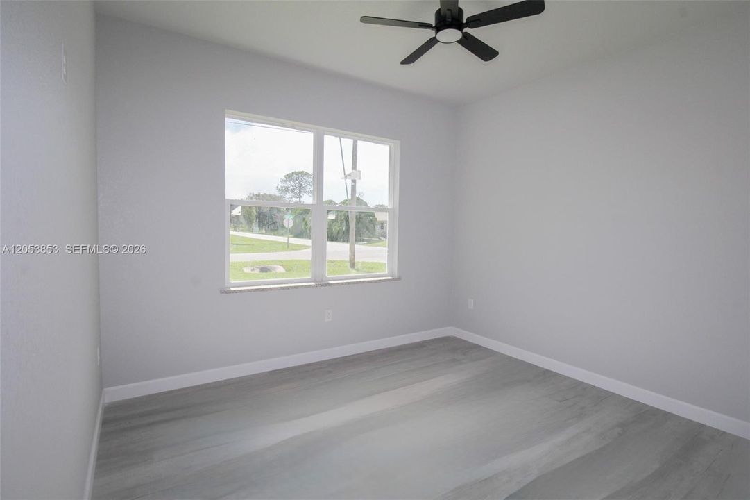 En Venta: $339,900 (3 camas, 3 baños, 1505 Pies cuadrados)