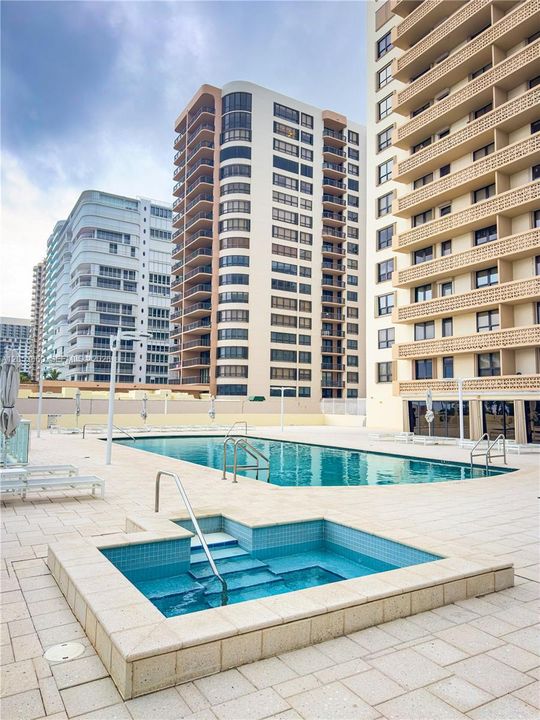 В аренду: $3,300 (1 спален, 1 ванн, 1019 Квадратных фут)