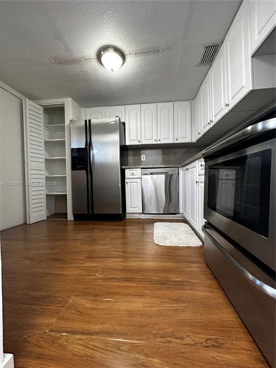 En Venta: $225,000 (2 camas, 2 baños, 1025 Pies cuadrados)