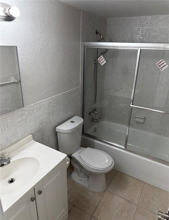 En Venta: $225,000 (2 camas, 2 baños, 1025 Pies cuadrados)