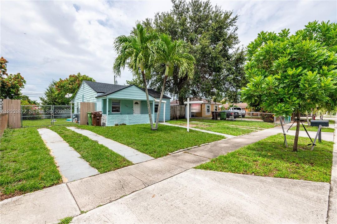 En Venta: $480,000 (2 camas, 1 baños, 775 Pies cuadrados)