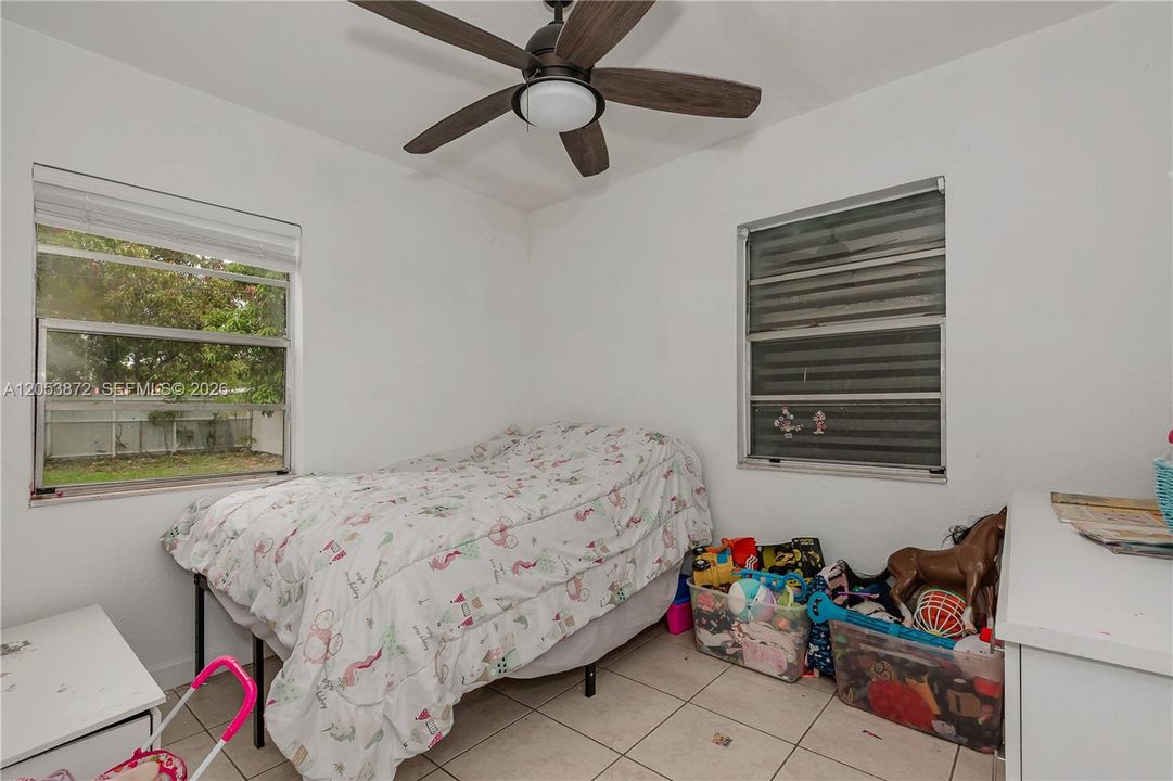 En Venta: $480,000 (2 camas, 1 baños, 775 Pies cuadrados)