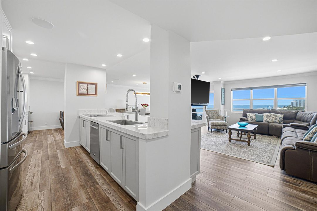 Kitchen-Livingroom