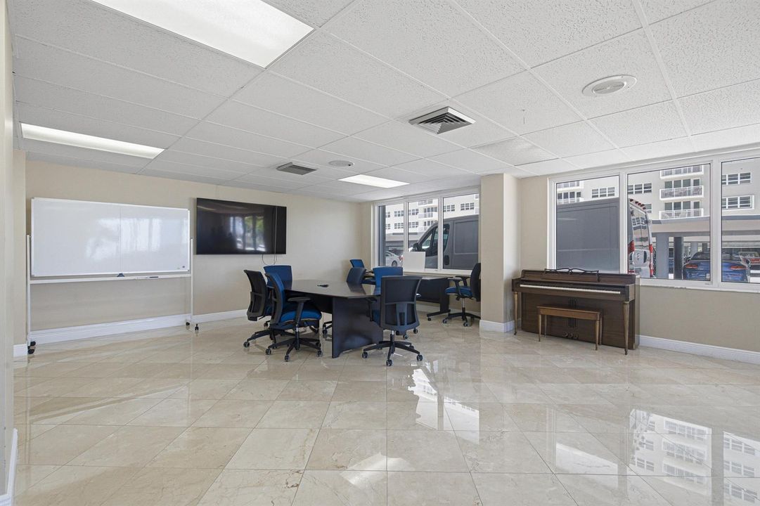 Amenities - Meeting Room-B