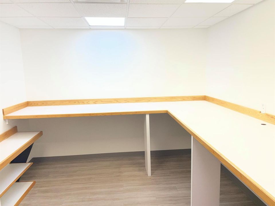 Workstations (4)