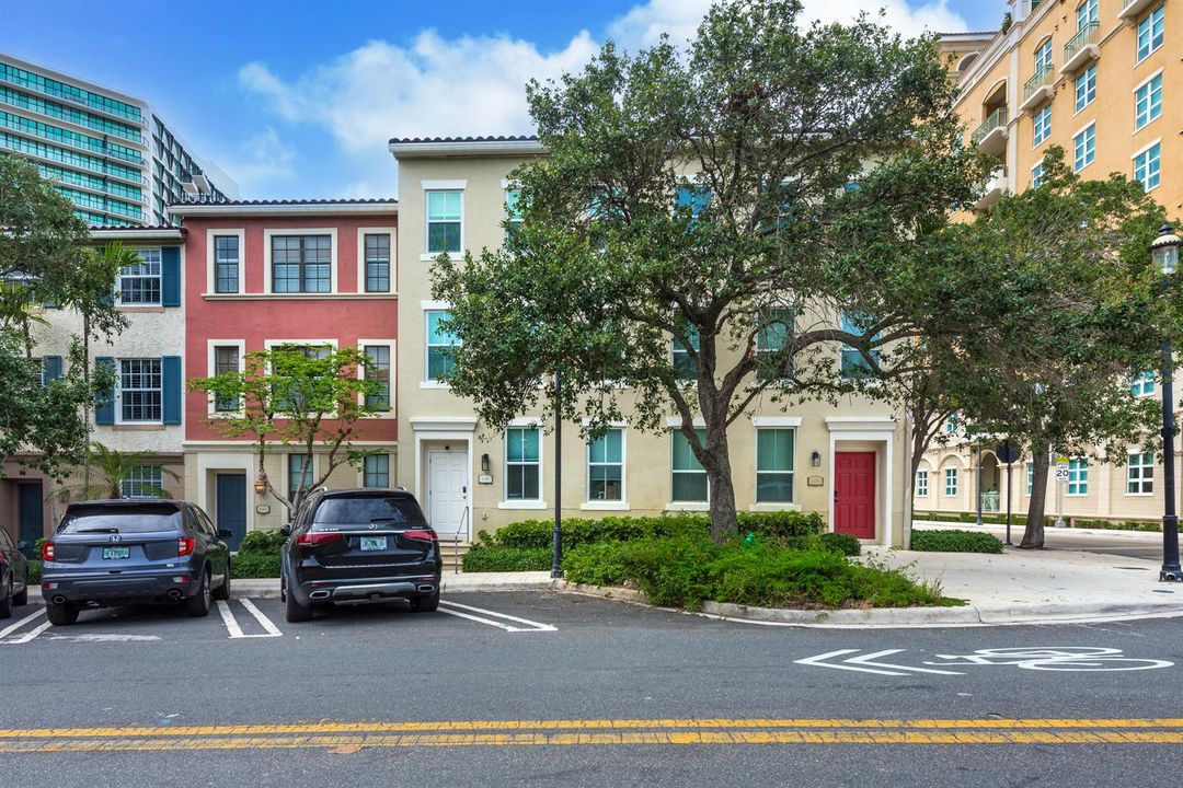636 Fern Street-2