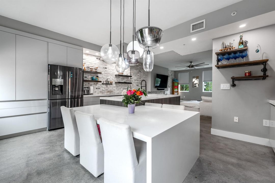 636 Fern Street-17