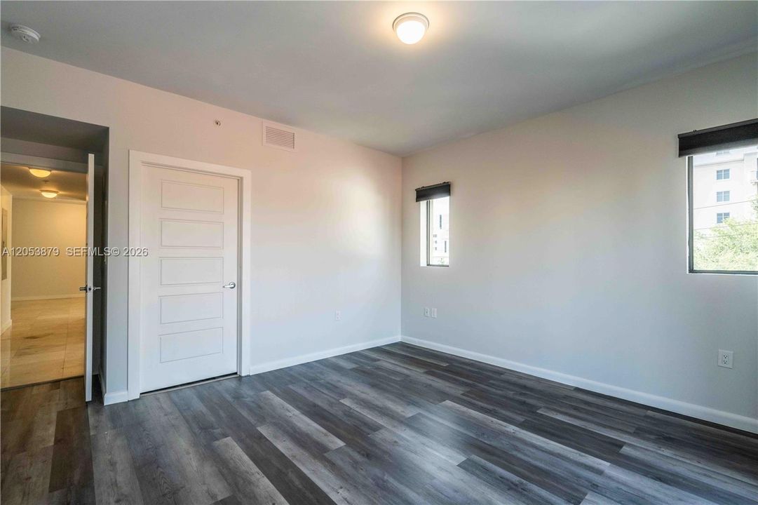 For Rent: $4,100 (2 beds, 2 baths, 1192 Square Feet)