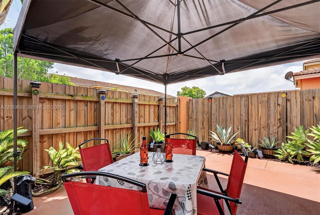 For Sale: $400,543 (4 beds, 2 baths, 1728 Square Feet)