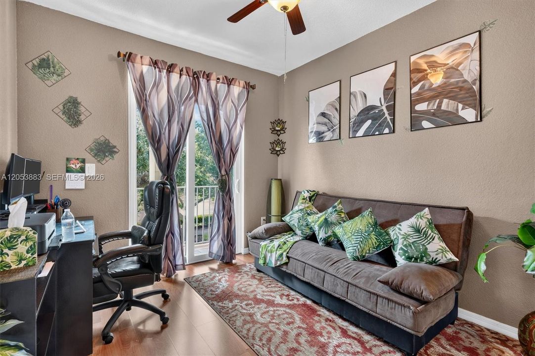 For Sale: $400,543 (4 beds, 2 baths, 1728 Square Feet)