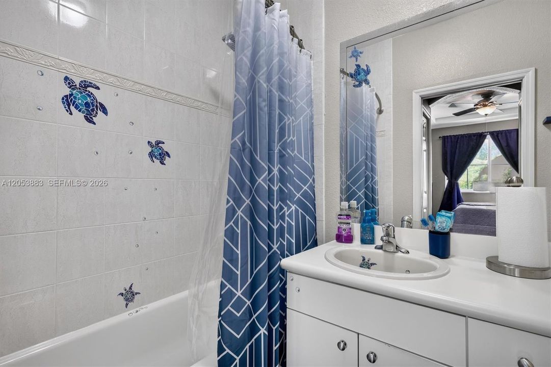 For Sale: $400,543 (4 beds, 2 baths, 1728 Square Feet)