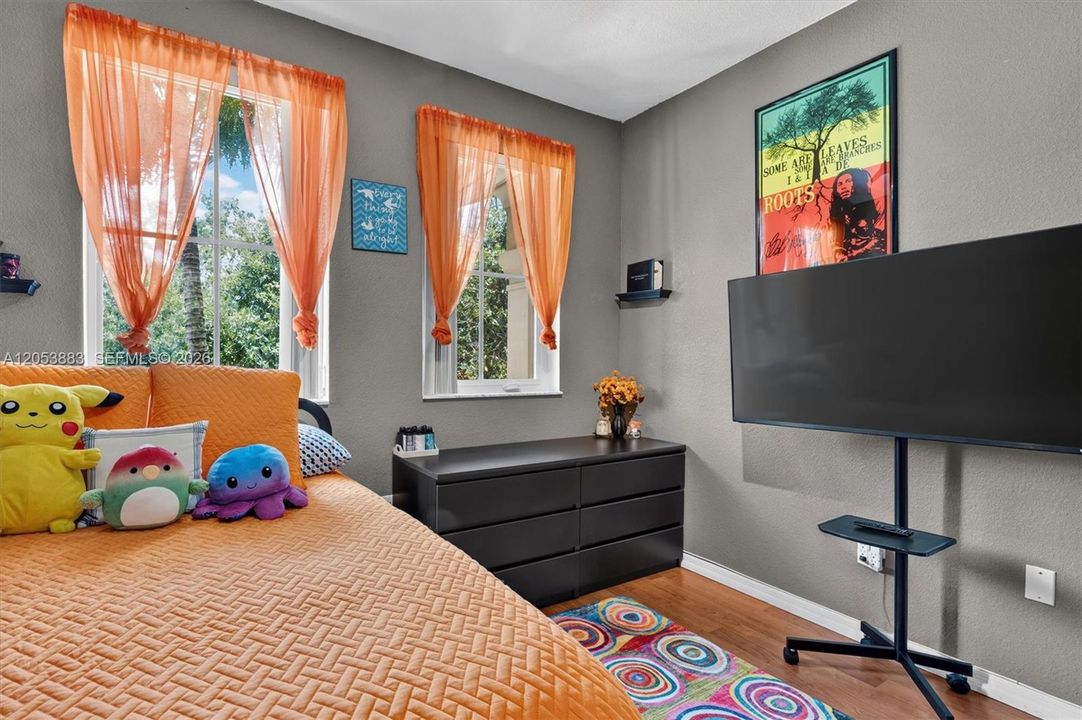 For Sale: $400,543 (4 beds, 2 baths, 1728 Square Feet)
