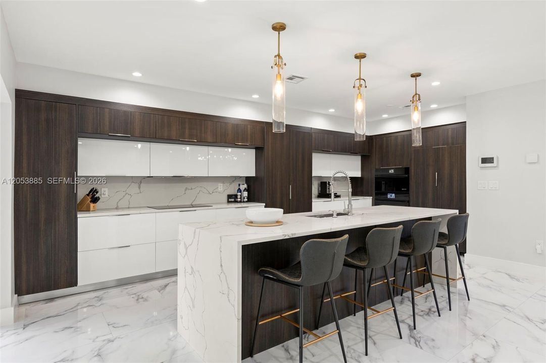 На продажу: $1,525,000 (4 спален, 3 ванн, 3633 Квадратных фут)
