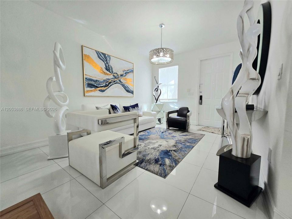 En Venta: $655,000 (4 camas, 2 baños, 1894 Pies cuadrados)