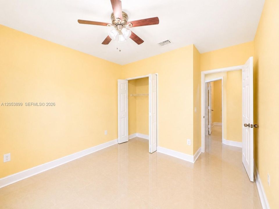 В аренду: $2,500 (3 спален, 2 ванн, 1379 Квадратных фут)
