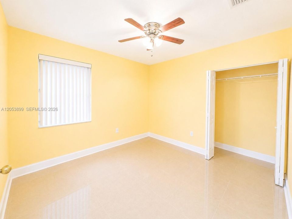 В аренду: $2,500 (3 спален, 2 ванн, 1379 Квадратных фут)