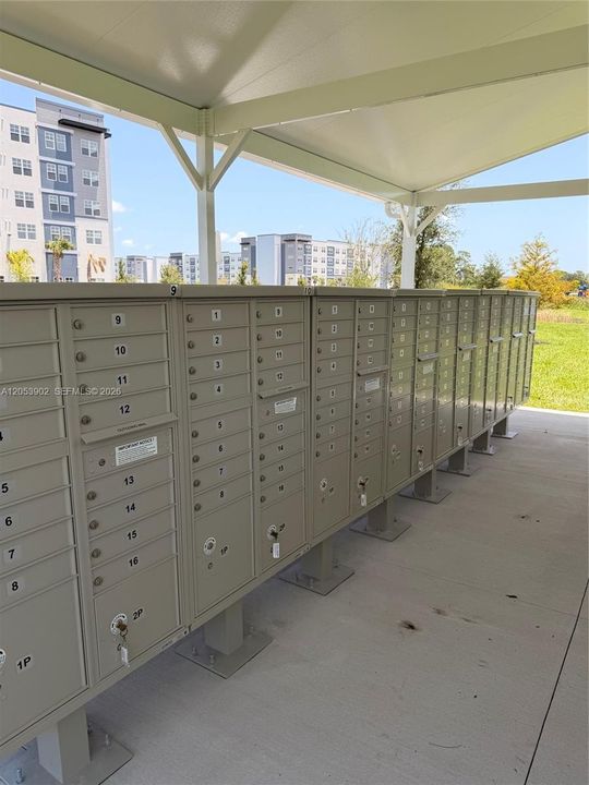 В аренду: $1,650 (1 спален, 1 ванн, 825 Квадратных фут)