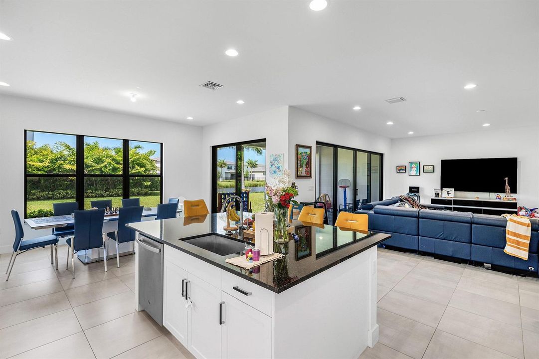 015-8381FishersIslandWay-BocaRaton-FL-33