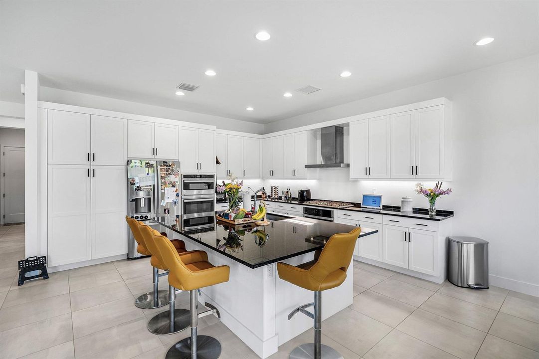 013-8381FishersIslandWay-BocaRaton-FL-33