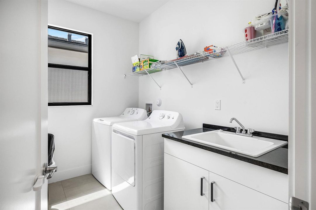 042-8381FishersIslandWay-BocaRaton-FL-33