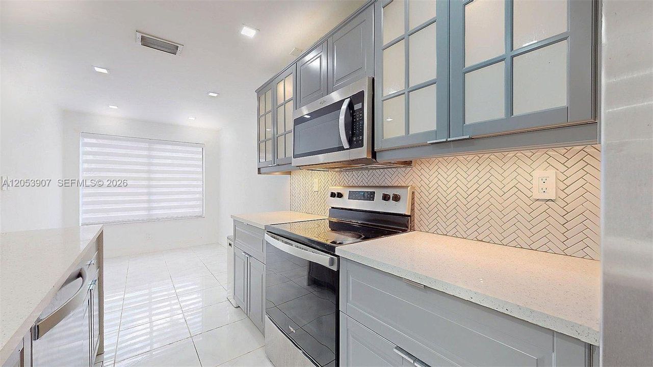 En Renta: $3,500 (4 camas, 2 baños, 2020 Pies cuadrados)