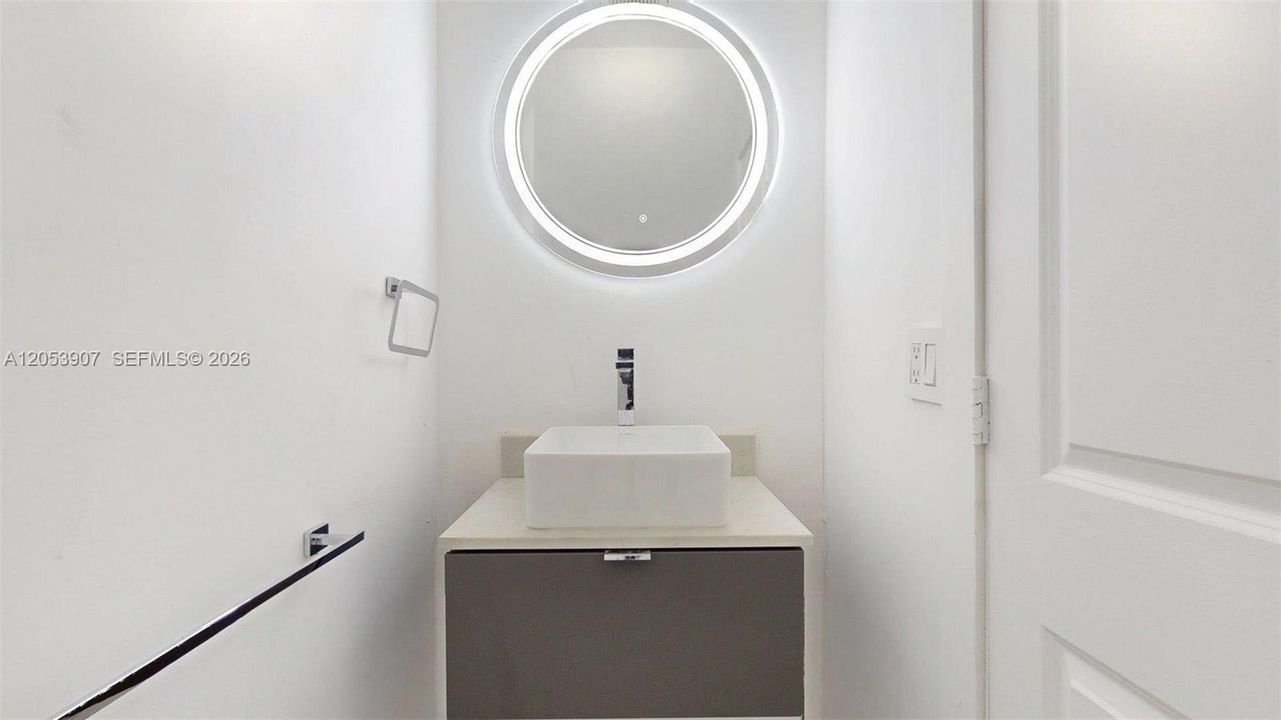 En Renta: $3,500 (4 camas, 2 baños, 2020 Pies cuadrados)