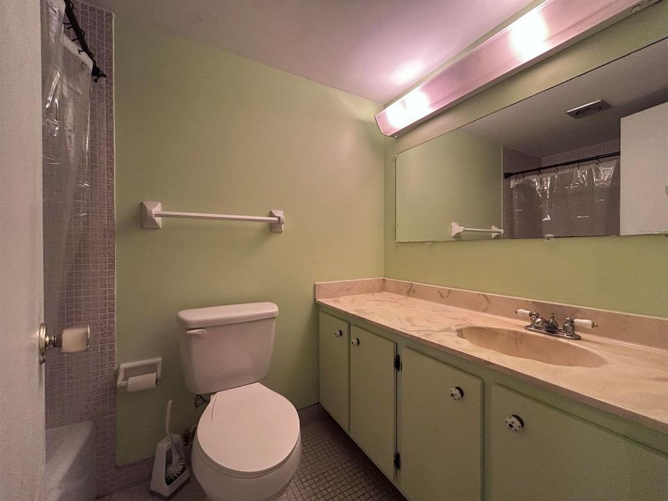 FULL BATH