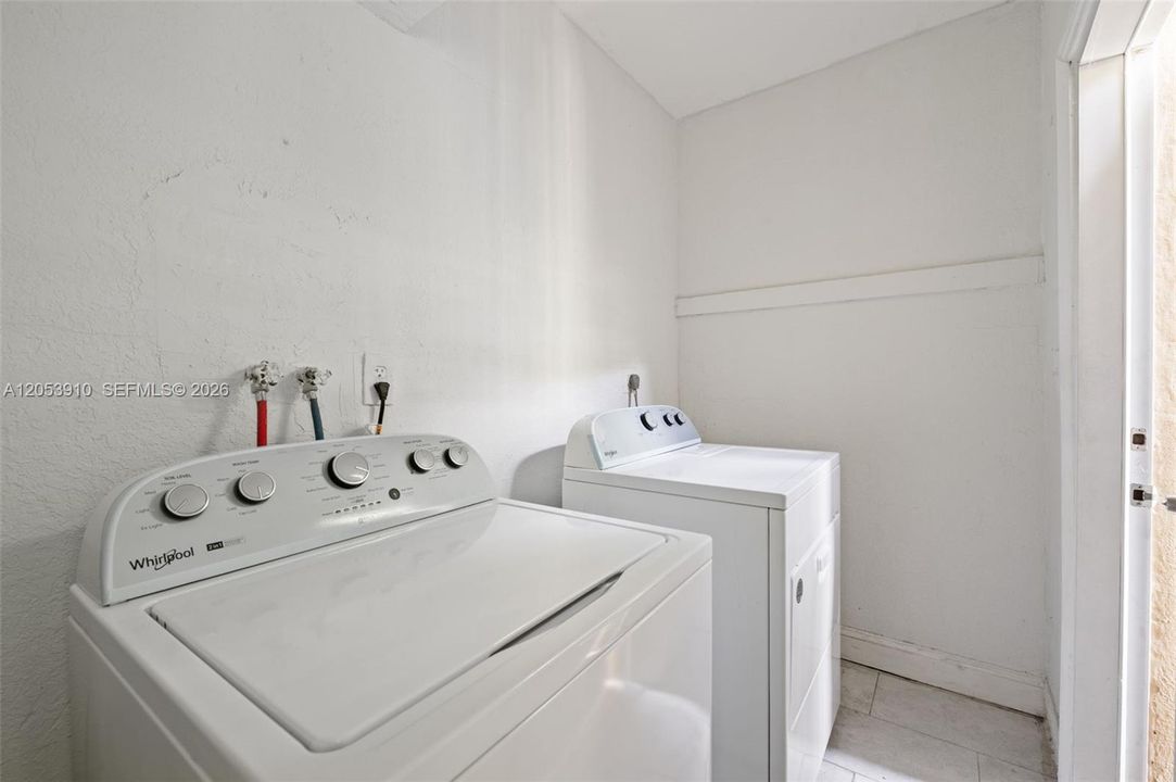 For Sale: $749,000 (0 beds, 0 baths, 1820 Square Feet)