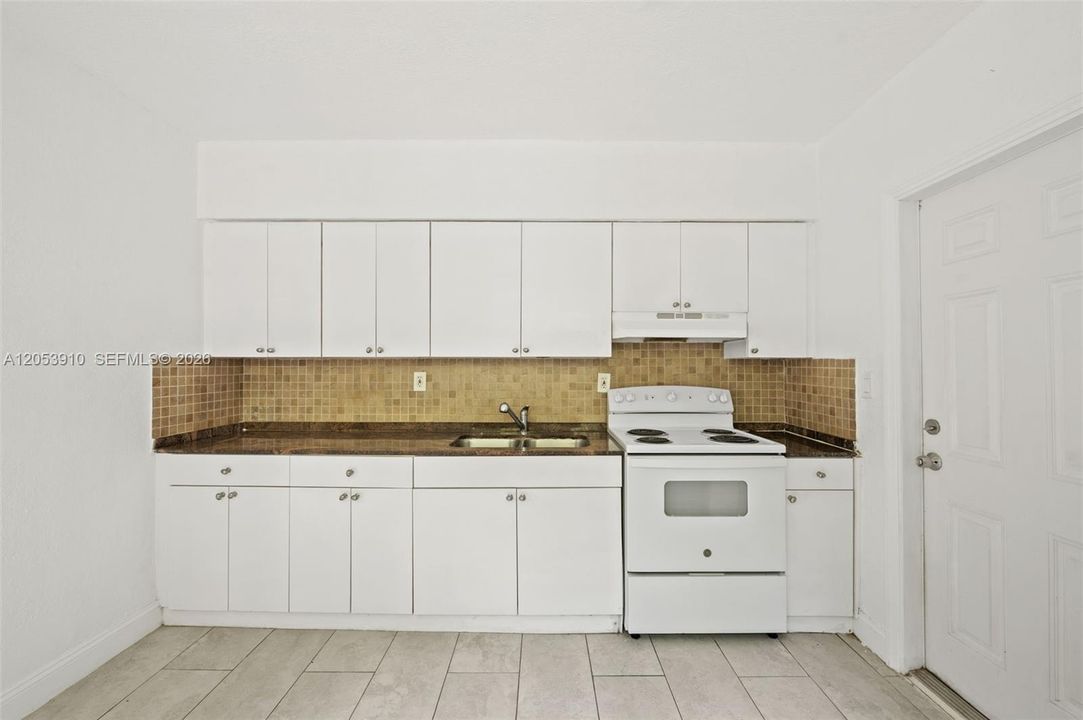For Sale: $749,000 (0 beds, 0 baths, 1820 Square Feet)